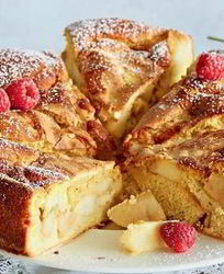 Домашняя шарлотка с яблоками в духовке