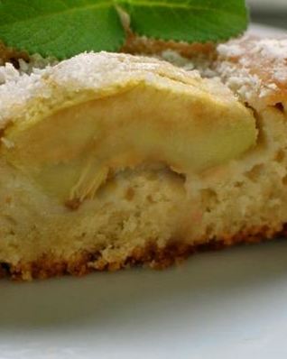 Нежнейшая шарлотка в духовке