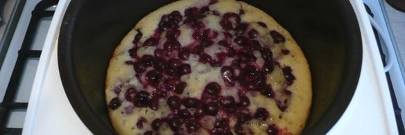 пирог с вишней в мультиварке типа шарлотка
