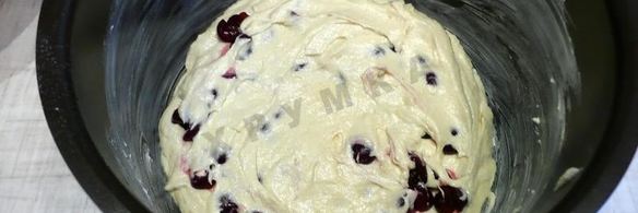 пирог с вишней в мультиварке типа шарлотка