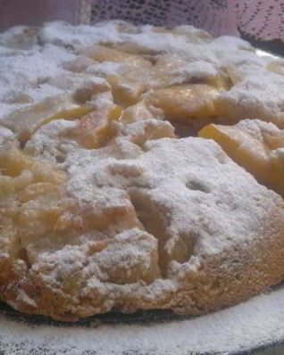 Шарлотка из того, что под рукой