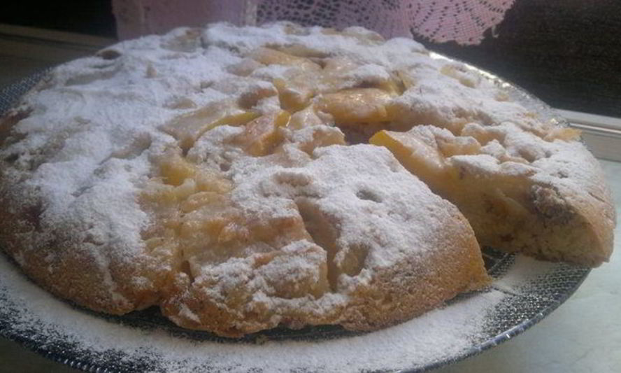 Рецепт шарлотки из того, что под рукой