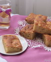 Шарлотка на кефире