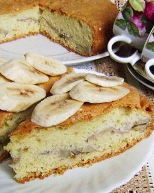 Шарлотка с бананом