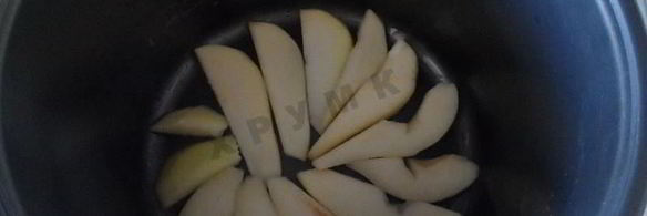 шарлотка с грушами в мультиварке