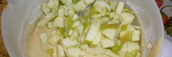 шарлотка с грушами