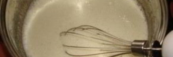 шарлотка с клубникой в мультиварке