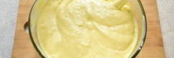 шарлотка с курагой и яблоками