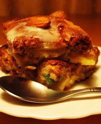 Шарлотка с сухофруктами