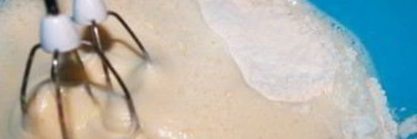 шарлотка с вареньем