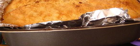 шарлотка с яблоками и изюмом