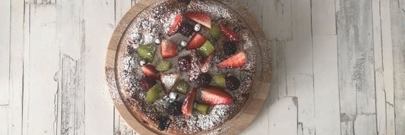 шарлотка с ягодами