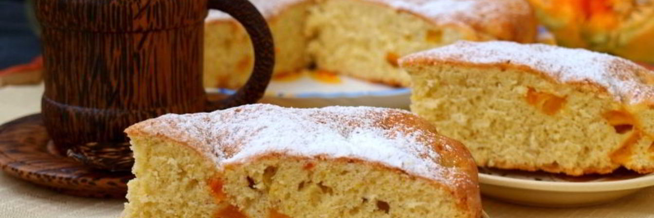 Шарлотка с запеченной тыквой