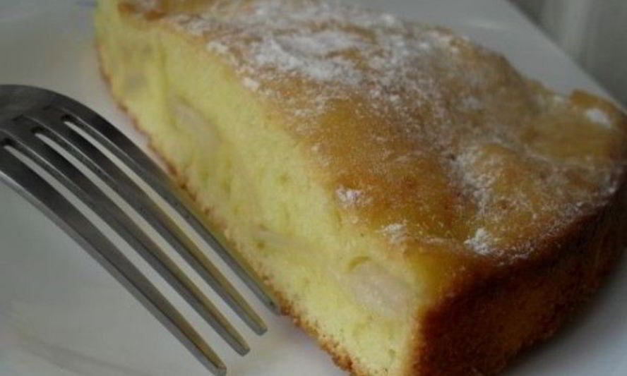 Рецепт яблочно-грушевой шарлотка