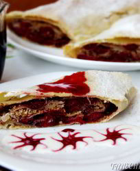 Вишневый штрудель