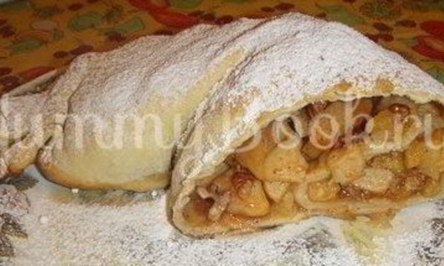 Рецепт яблочного штруделя с орехами