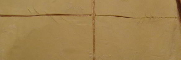 слоеные конвертики с яблоками и грушами