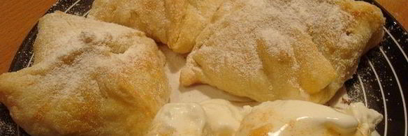 слоеные конвертики с яблоками и грушами