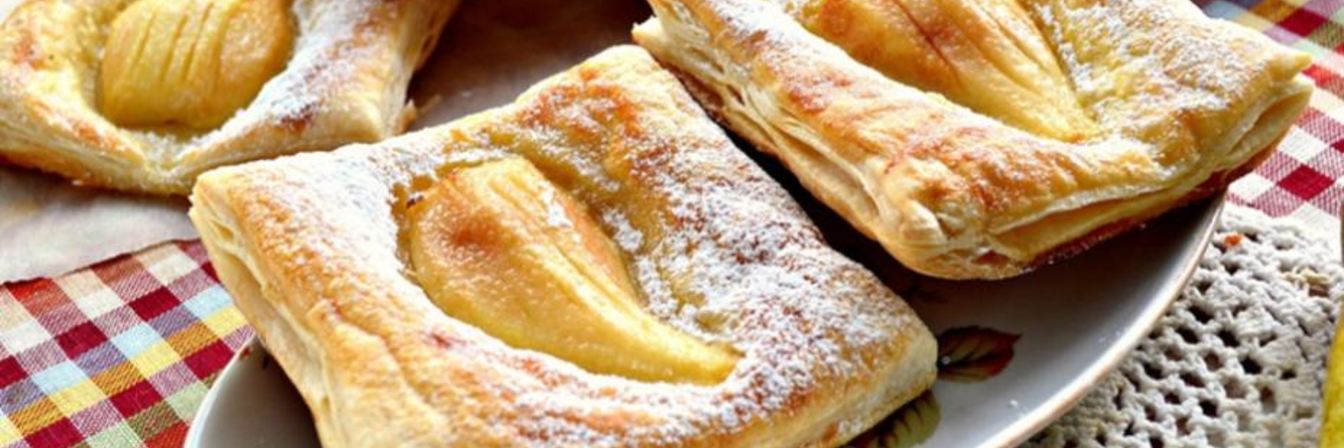 Слойки с грушами