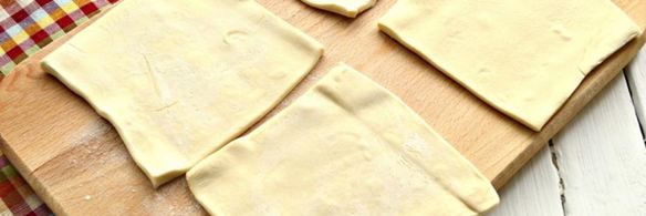 слойки с грушами