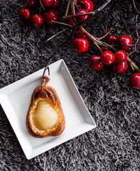 Слойки с грушей