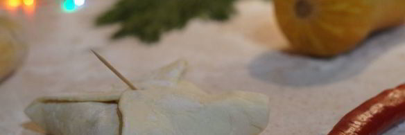 слойки с колбасками и сулугуни