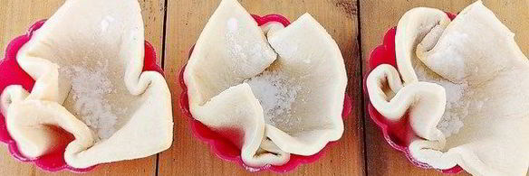 слойки с малиной и шоколадом