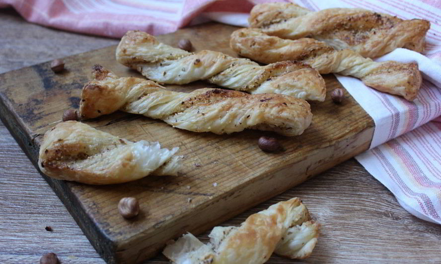 Рецепт слоек с орехами