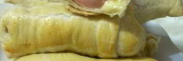 слойки с сыром и сосисками