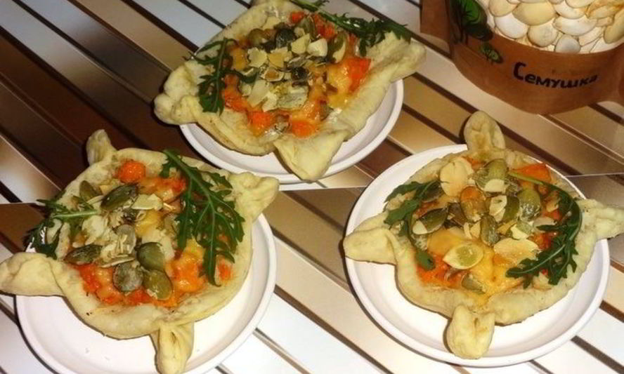 Рецепт слоек с тыквой и тыквенными семечками