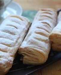 Слойки с вареньем