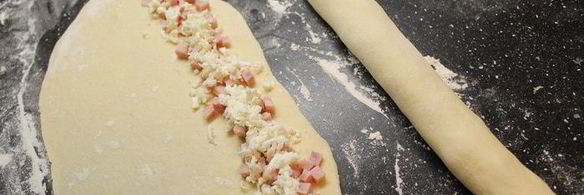 слойки с ветчиной и моцареллой