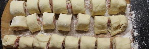 слойки с ветчиной и моцареллой