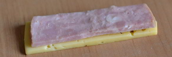 слойки с ветчиной и сыром