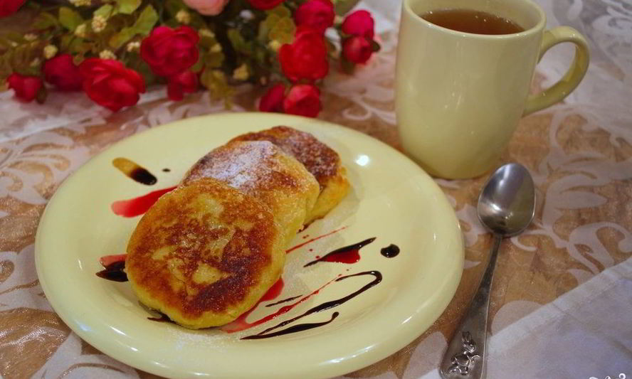 Рецепт диетических сырников из творога