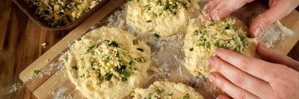 несладкие сырники с начинкой из яйца и зеленого лука