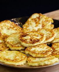 Пышные сырники из творога