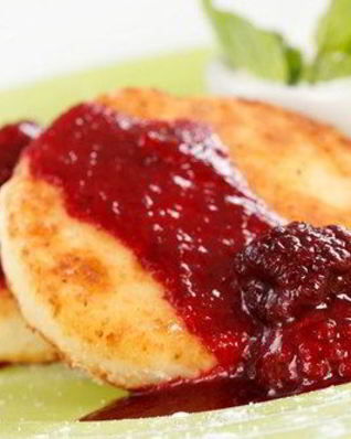 Сырники из творога с бананом в мультиварке