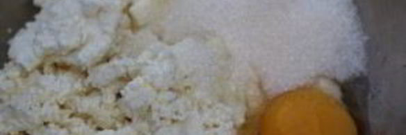 сырники из творога с изюмом