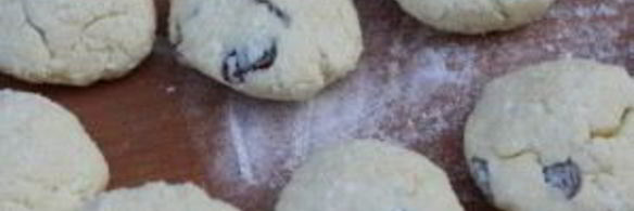 сырники из творога с изюмом