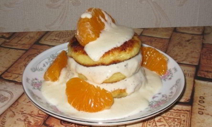 Рецепт сырников с изюмом и курагой