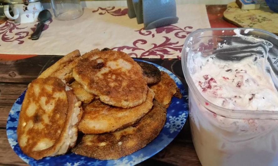 Рецепт сырников с ягодами