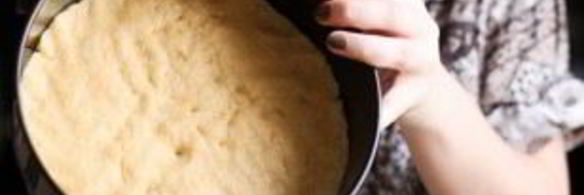 творожник со взбитыми сливками и ванилью