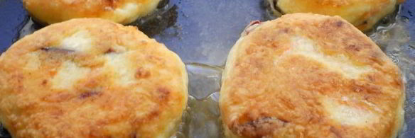 творожные сырники с тыквой и сливами