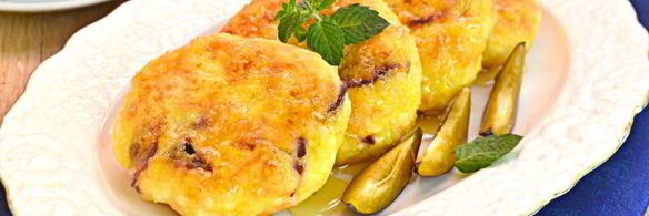 творожные сырники с тыквой и сливами