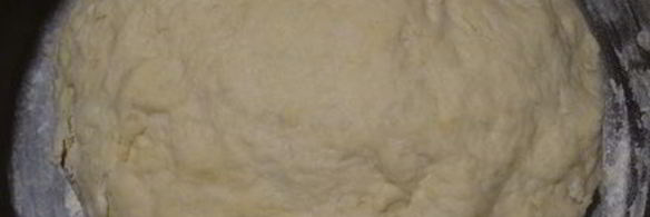 дрожжевое тесто для пирогов, булок и пирожков