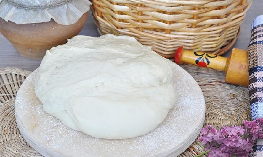 Рецепт простого теста на простокваше