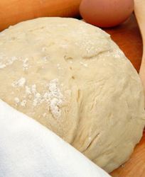 Сдобное дрожжевое тесто для булочек