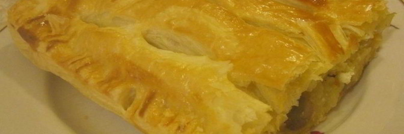 Слоеное бездрожжевое тесто с капустой