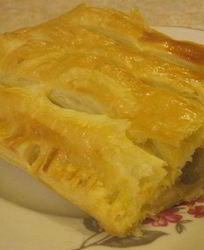 Слоеное бездрожжевое тесто с капустой